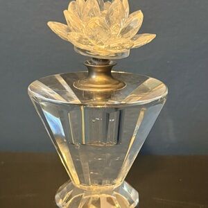 Vintage Shannon Cut Crystal Glass Perfume Bottle w/ Rose Design Stopper